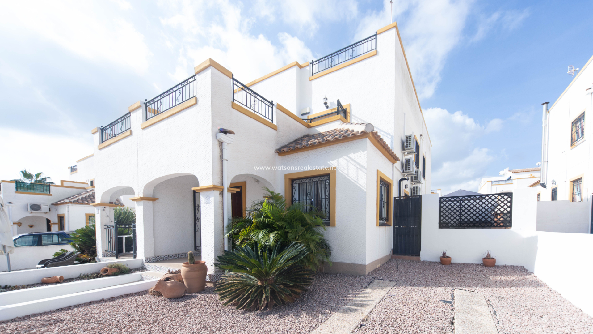 Quad - Resale - Urb. La Marina - 5260