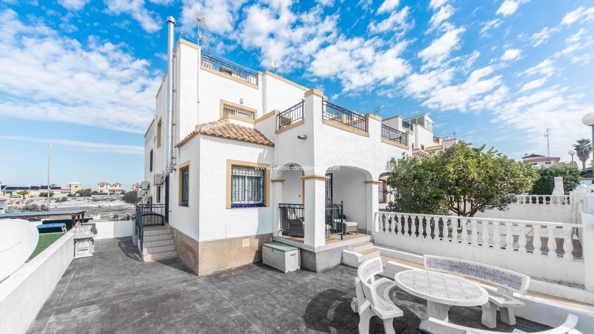 Quad - Resale - Urb. La Marina - 5429