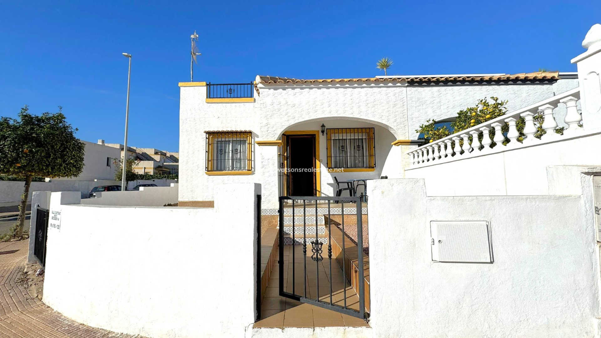 Quad - Resale - Urb. La Marina - 5816