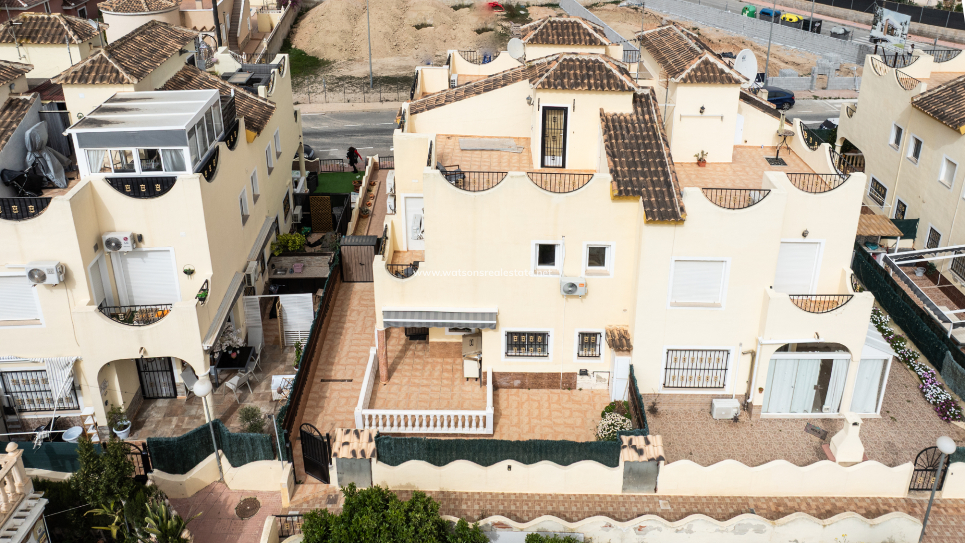 Quad - Resale - Urb. La Marina - 6131