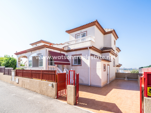 Quad · Resale · Urb. La Marina · Urb. La Marina