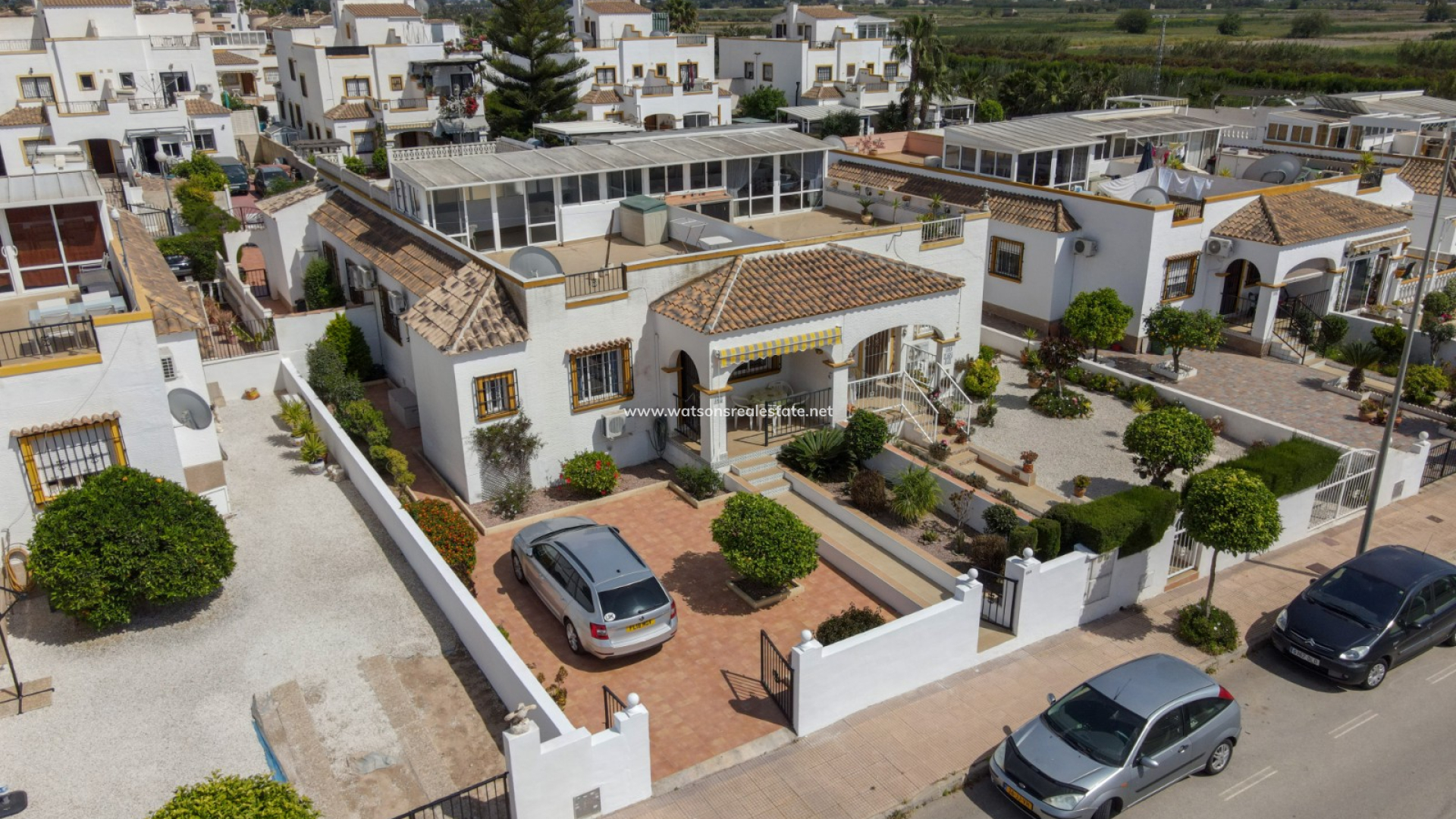 Quad - Revente - Urb. La Marina - 5129
