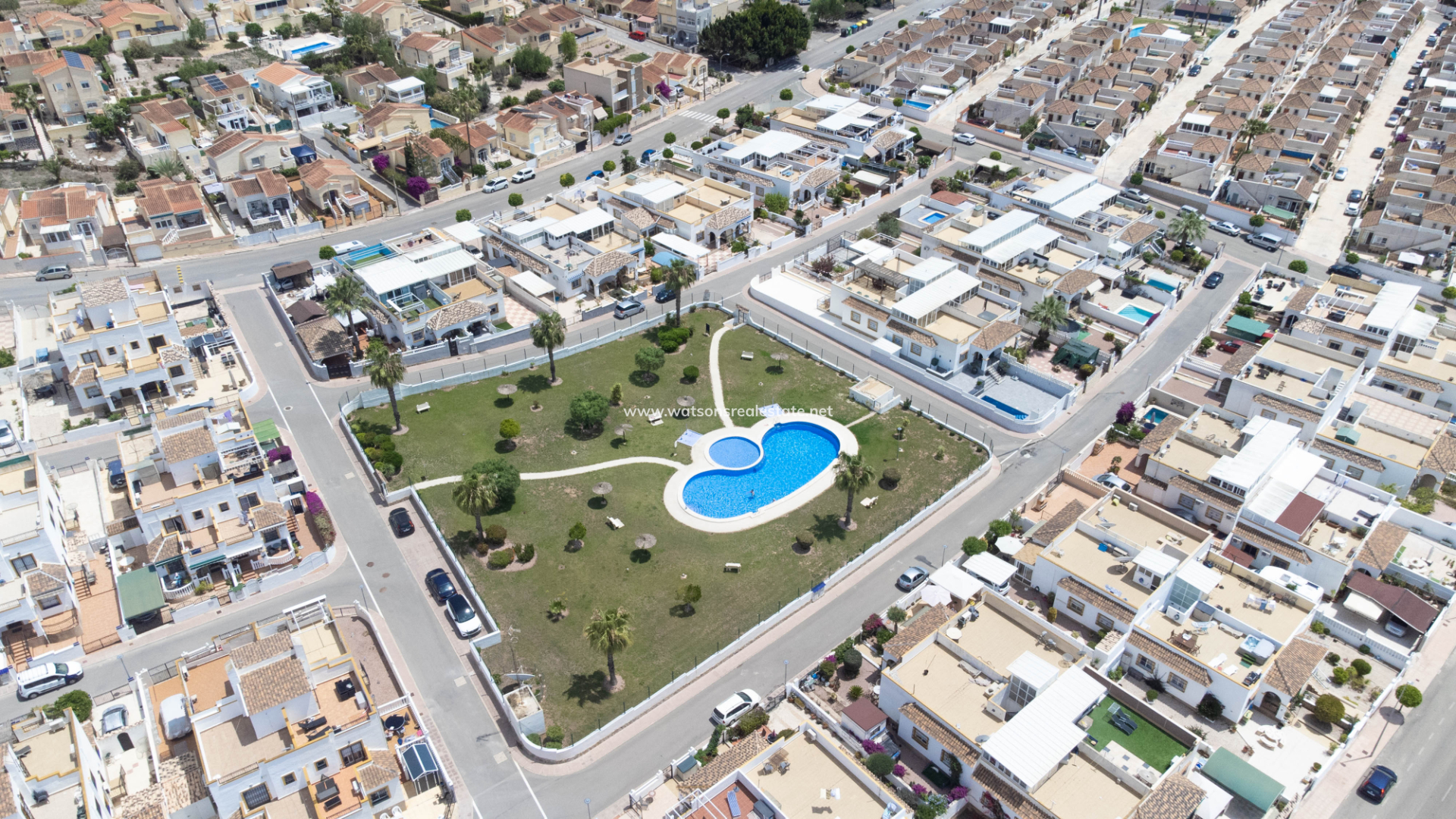Quad - Revente - Urb. La Marina - 5404