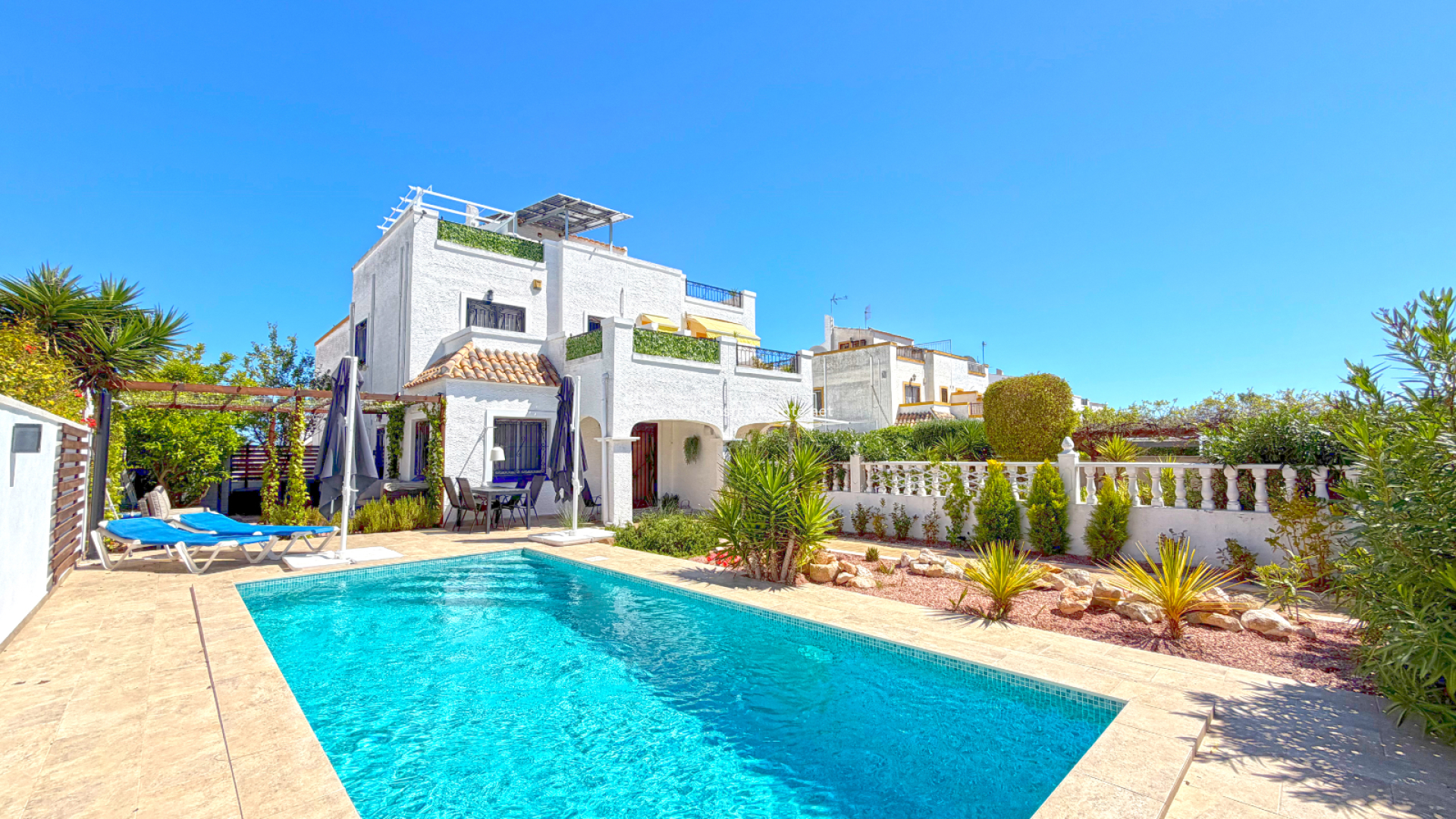 Quad - Revente - Urb. La Marina - 6149