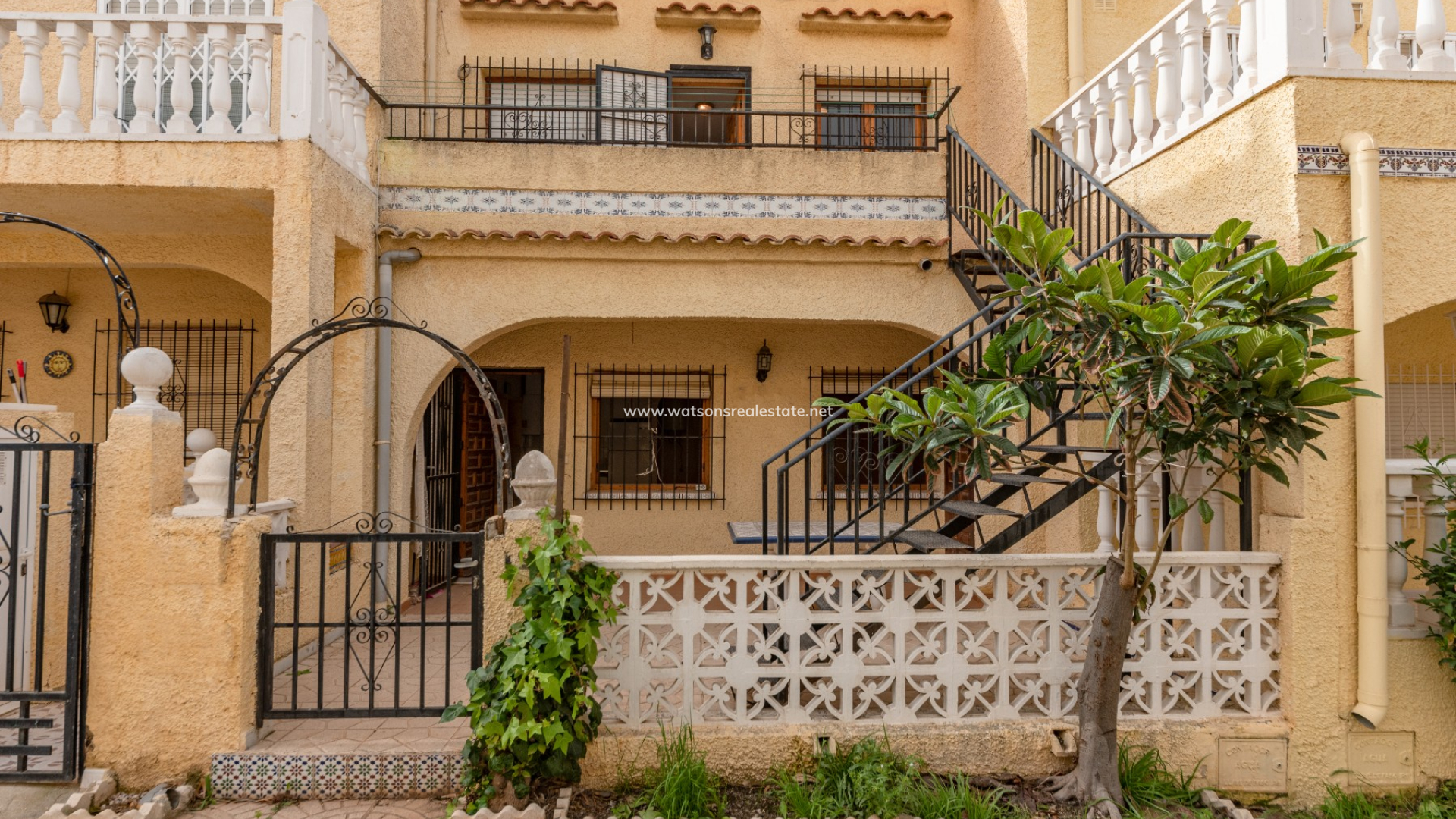 Radhus - Resale - Urb. La Marina - 5091