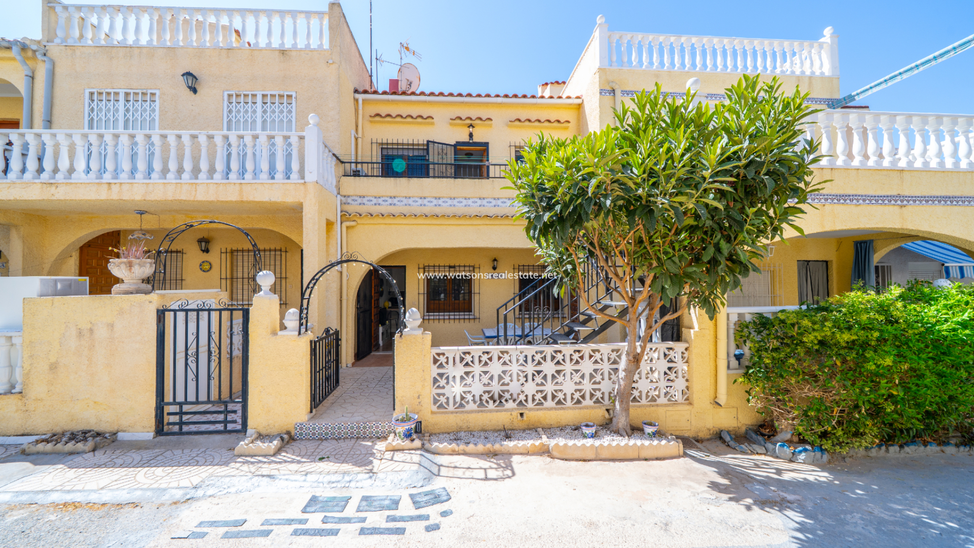 Radhus - Resale - Urb. La Marina - 6202