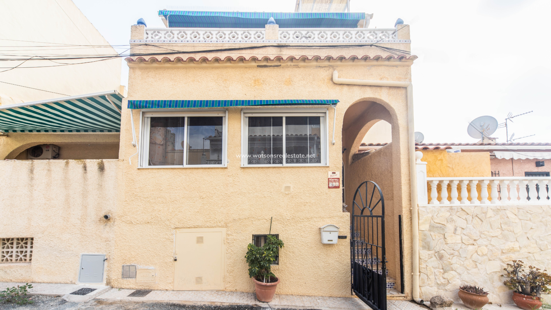 Reihenhaus - Resale - Urb. La Marina - 5464