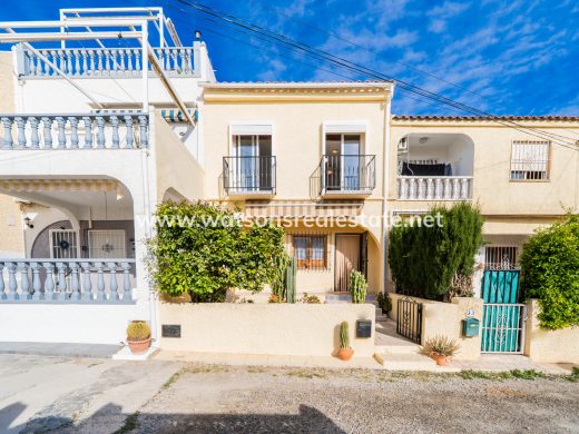 Reihenhaus · Resale · Urb. La Marina · Urb. La Marina