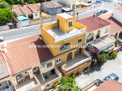 Reihenhaus · Resale · Urb. La Marina · Urb. La Marina