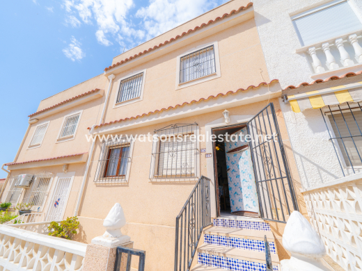 Reihenhaus · Resale · Urb. La Marina · Urb. La Marina