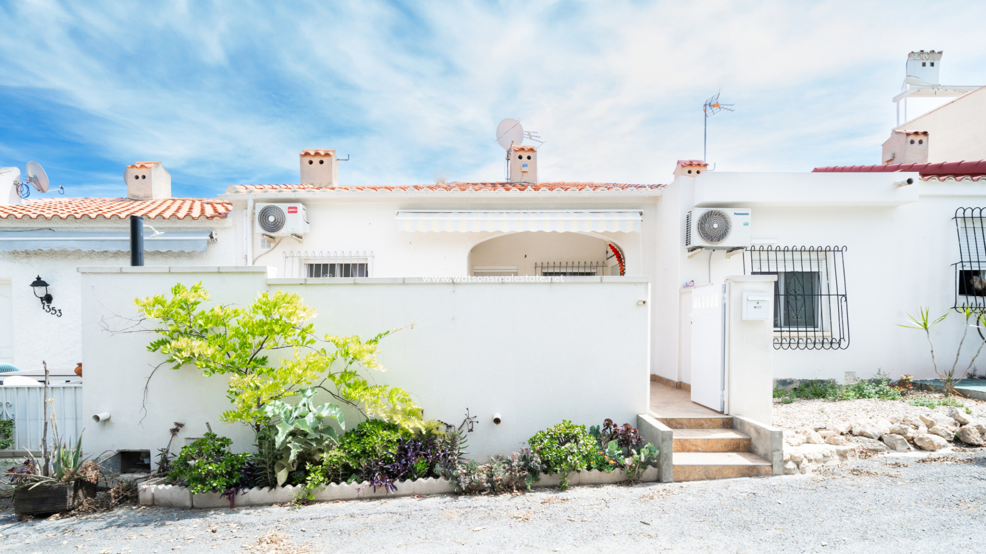 Reinhaus - Resale - Urb. La Marina - 5654