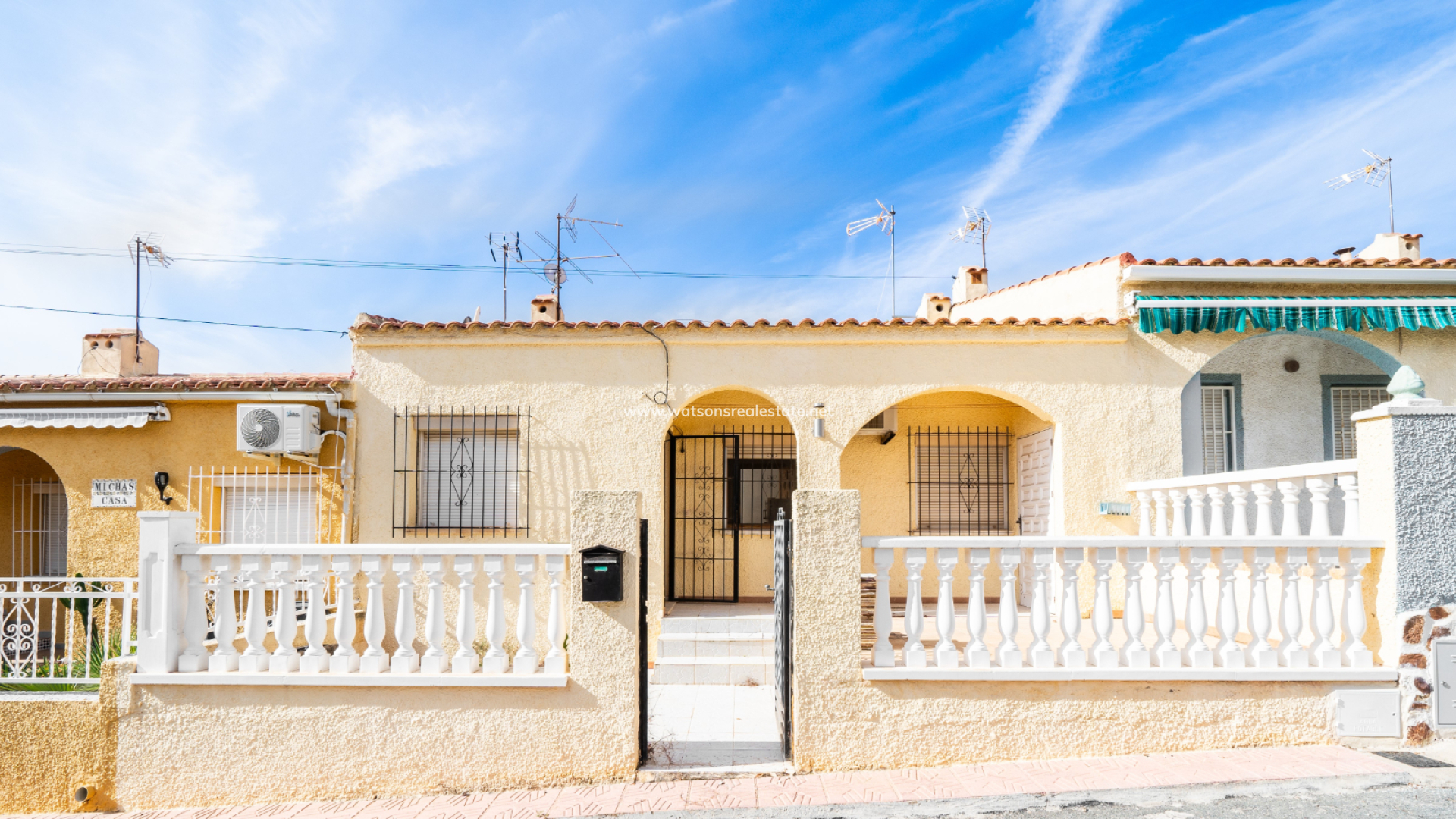 Reinhaus - Resale - Urb. La Marina - 5761