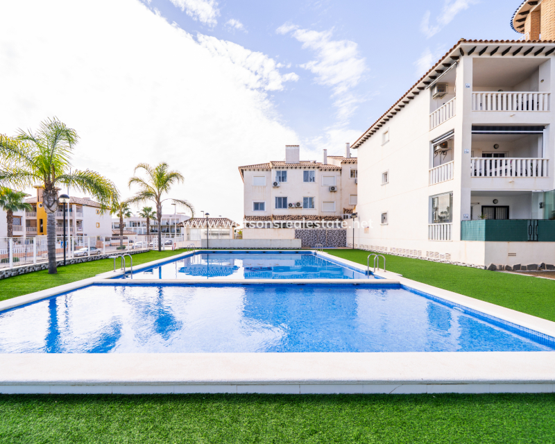 Resale - Apartment - El Pinet Beach