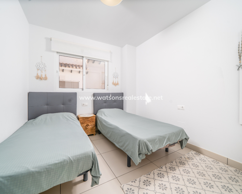Resale - Apartment - El Pinet Beach