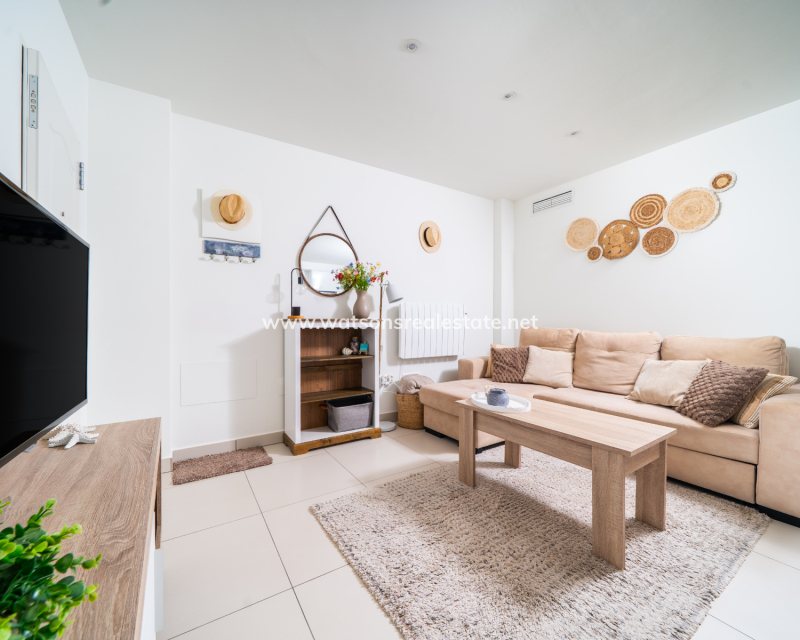 Resale - Apartment - El Pinet Beach