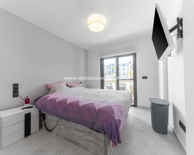 Resale - Apartment - Guardamar del Segura - El Raso