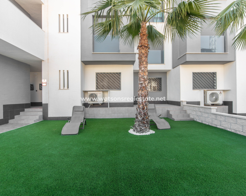 Resale - Apartment - Guardamar del Segura - El Raso