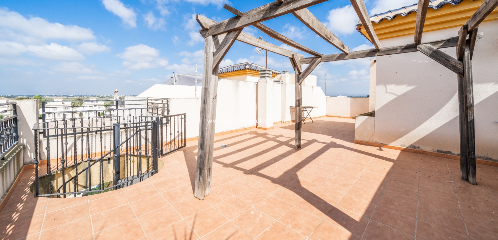 Resale - Apartment - Urb. El Oasis - La Marina