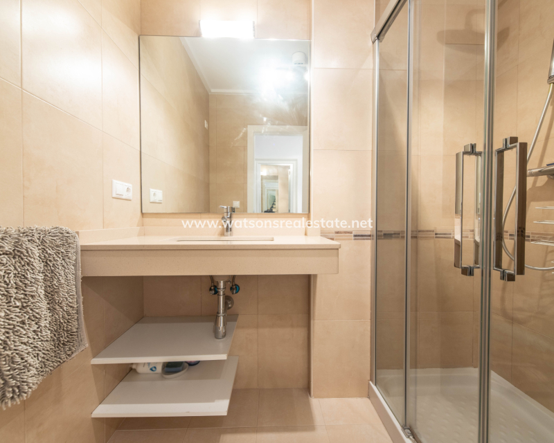 Resale - Apartment - Urb. El Oasis - La Marina