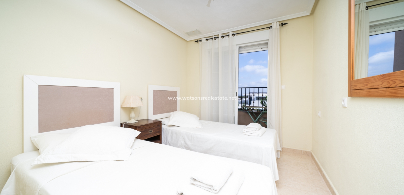 Resale - Apartment - Urb. El Oasis - La Marina