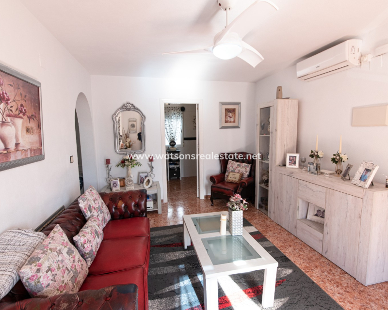 Resale - Apartment - Urb. La Marina