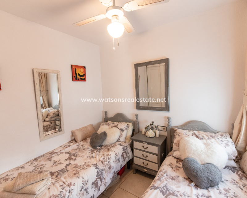 Resale - Apartment - Urb. La Marina