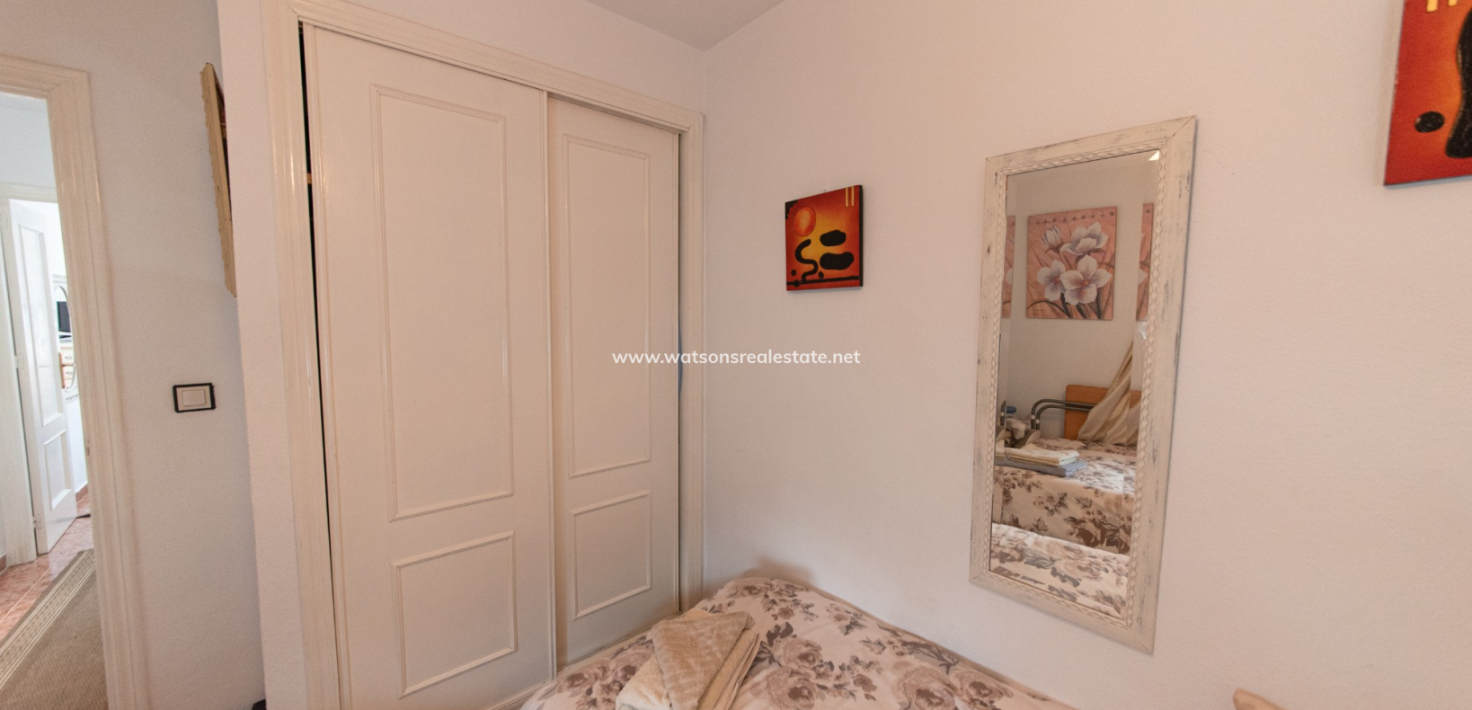 Resale - Apartment - Urb. La Marina