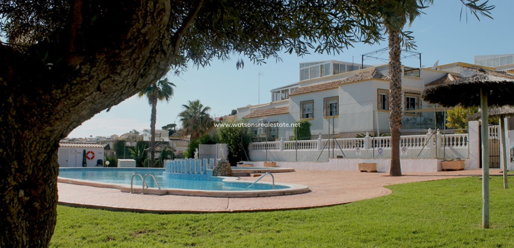 Resale - Apartment - Urb. La Marina
