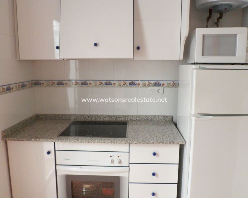 Resale - Apartment - Urb. La Marina