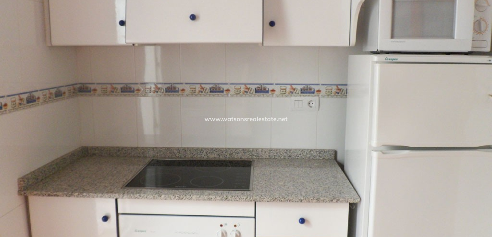 Resale - Apartment - Urb. La Marina