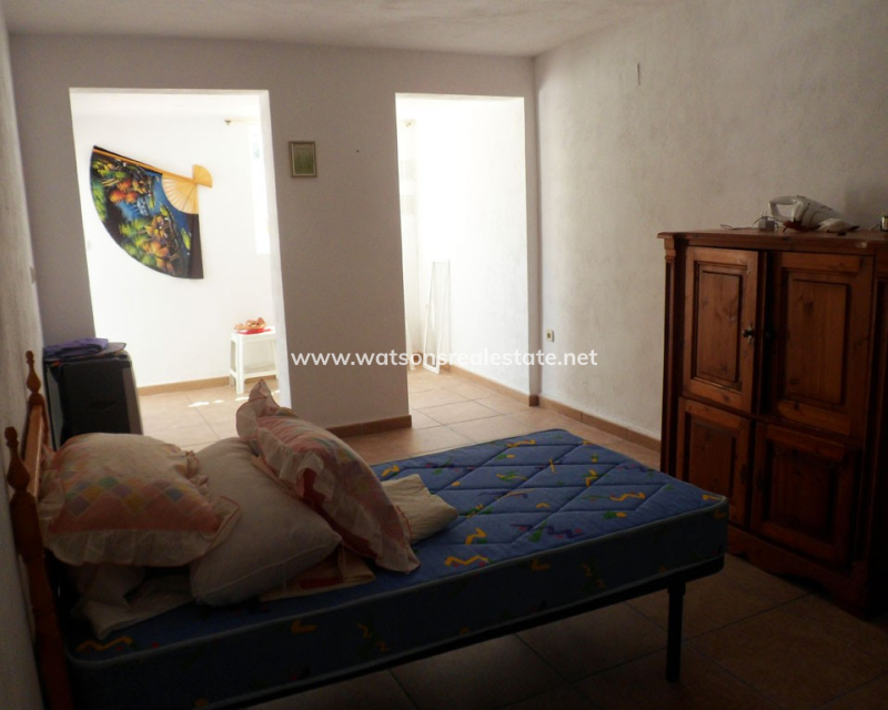Resale - Apartment - Urb. La Marina