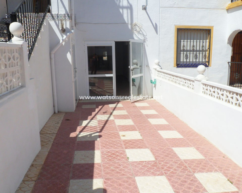 Resale - Apartment - Urb. La Marina