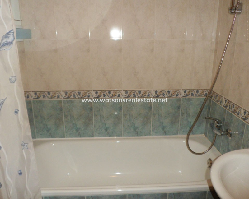 Resale - Apartment - Urb. La Marina