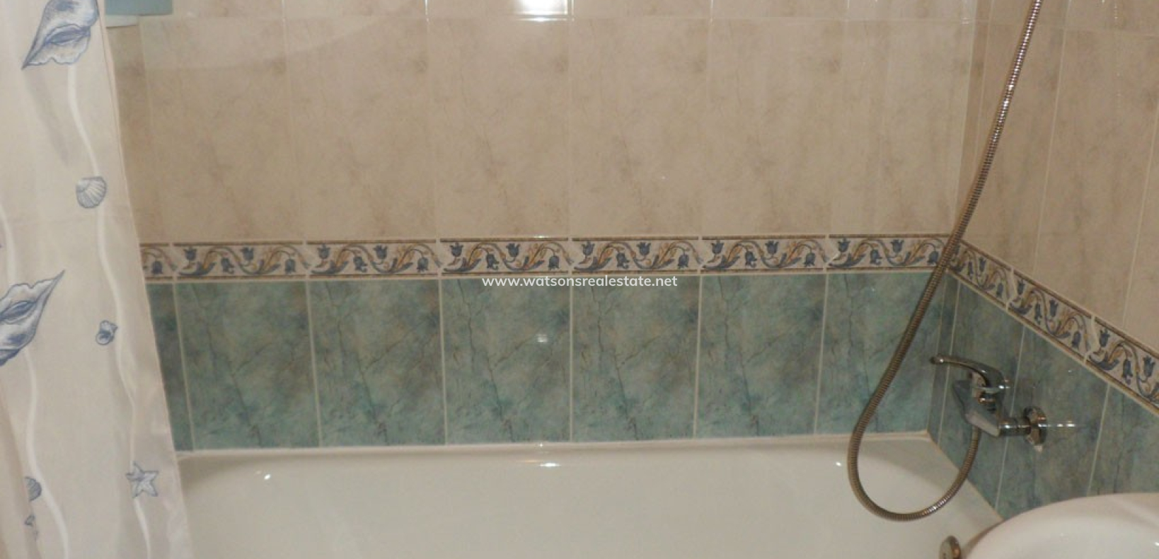 Resale - Apartment - Urb. La Marina