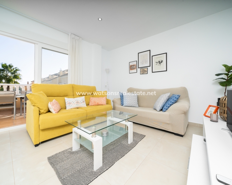 Resale - Apartment - Urb. La Marina