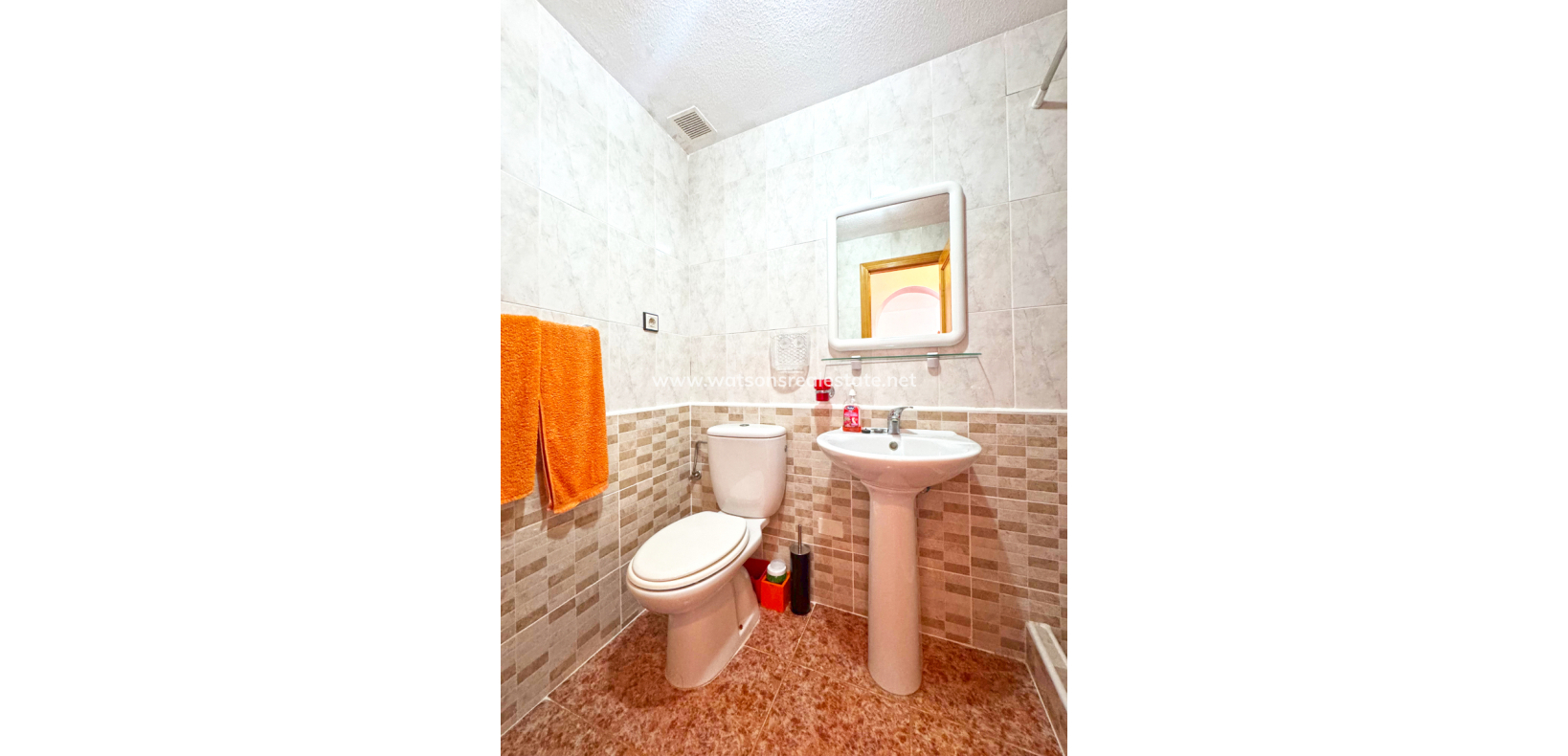 Resale - Apartment - Urb. La Marina