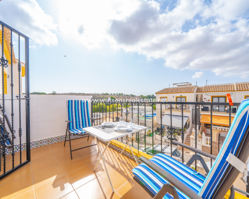 Resale - Apartment - Urb. La Marina