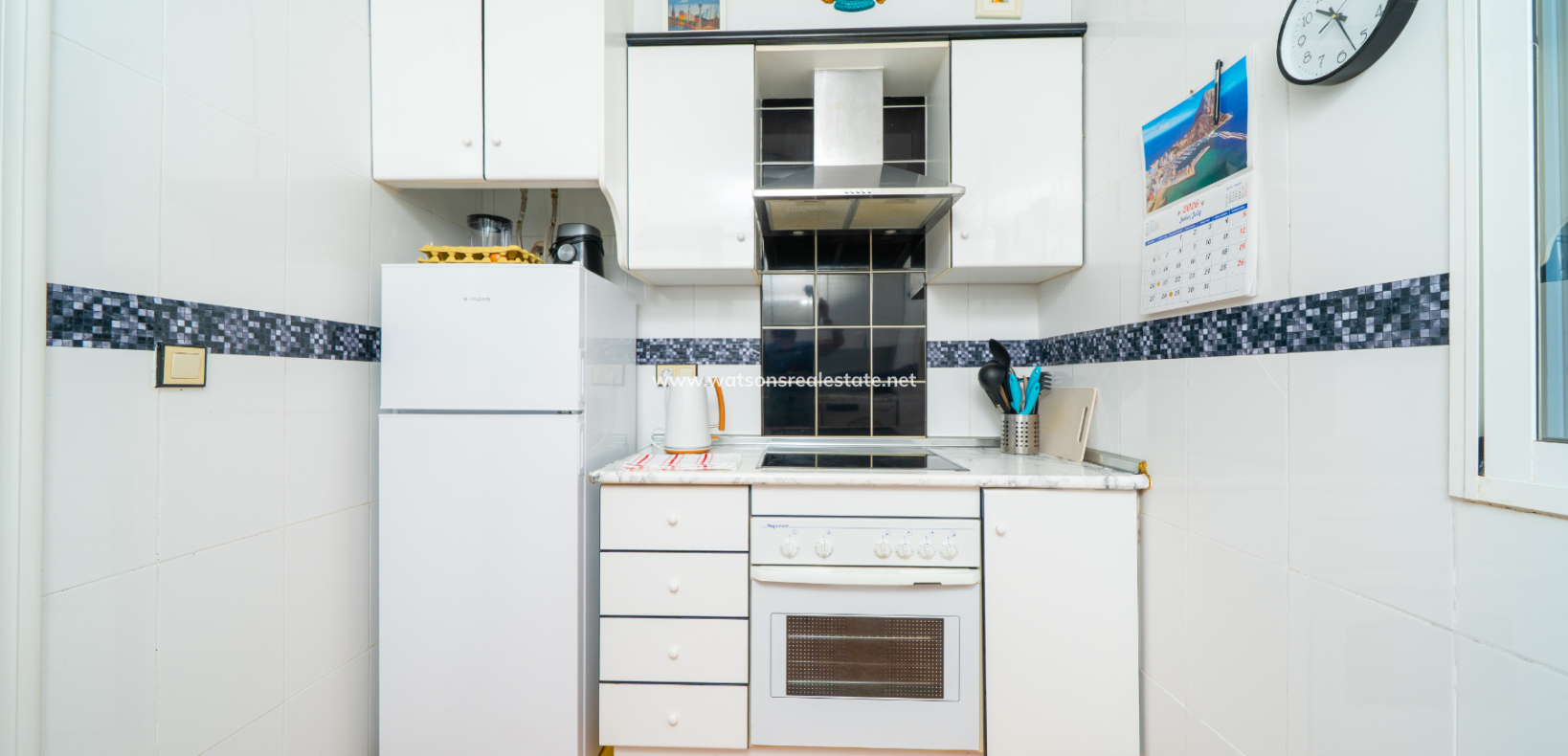 Resale - Apartment - Urb. La Marina