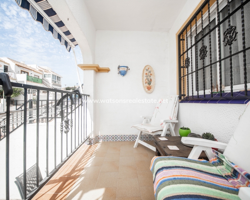 Resale - Apartment - Urb. La Marina