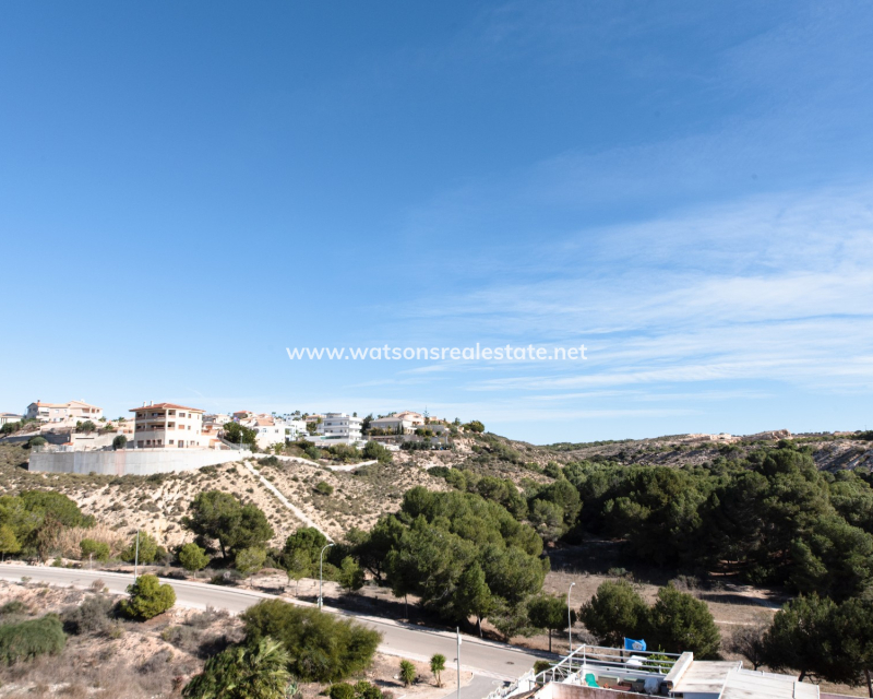 Resale - Apartment - Urb. La Marina