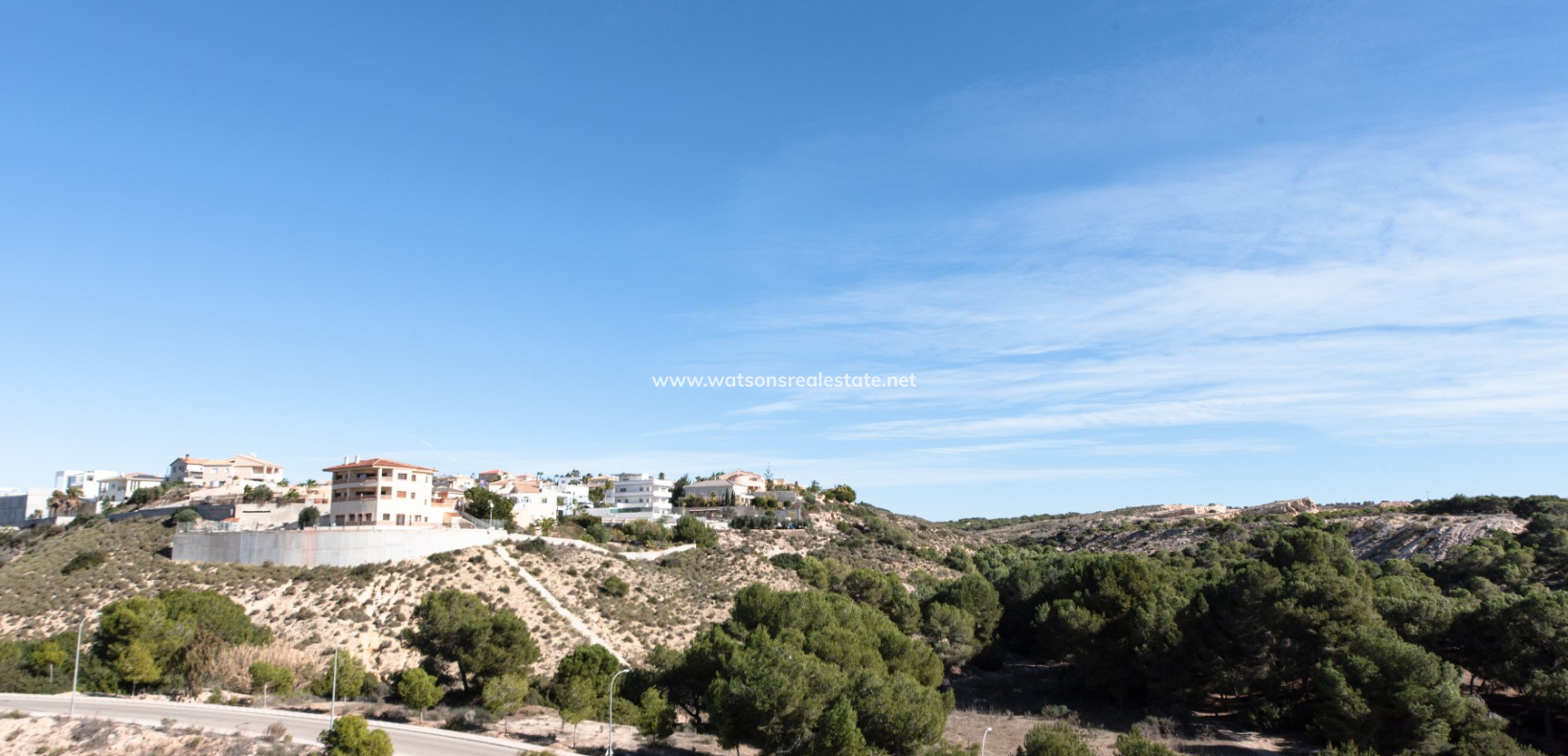 Resale - Apartment - Urb. La Marina