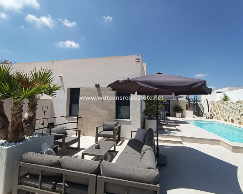 Resale - Detached - Daya Nueva