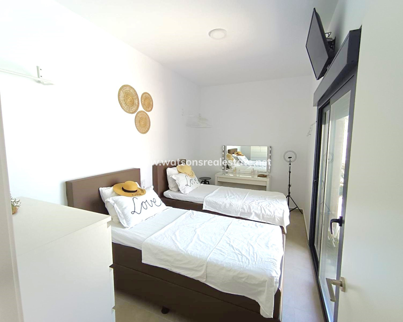 Resale - Detached - Daya Nueva
