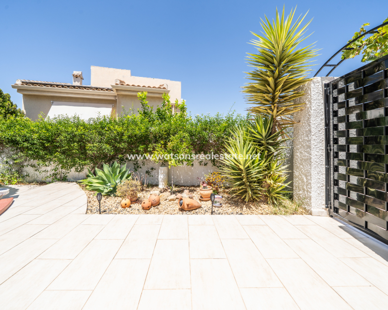 Resale - Detached - Rojales