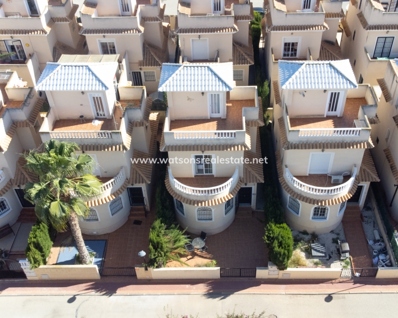 Resale - Detached - Urb. El Oasis - La Marina