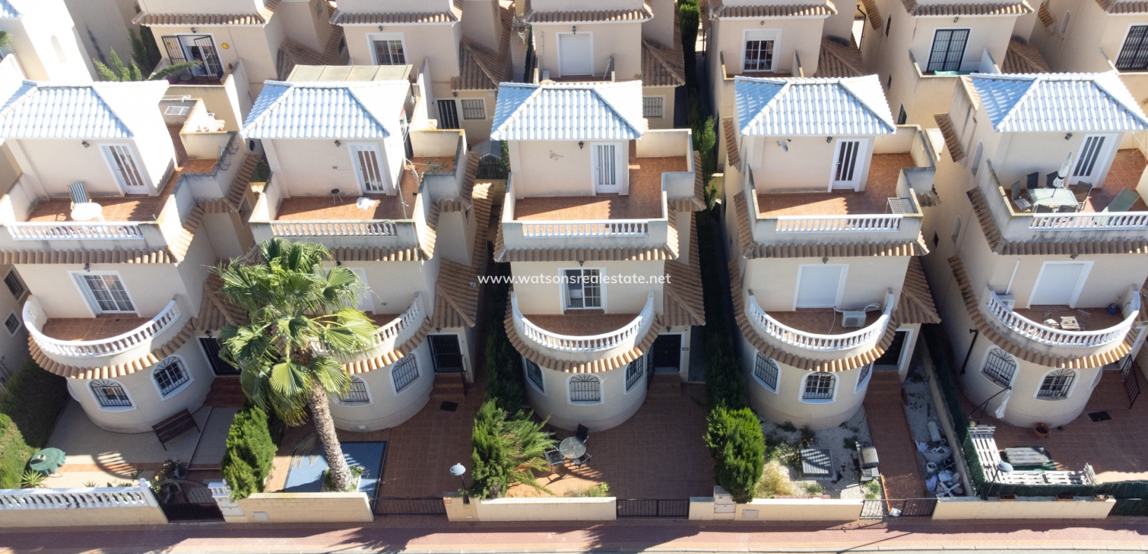 Resale - Detached - Urb. El Oasis - La Marina