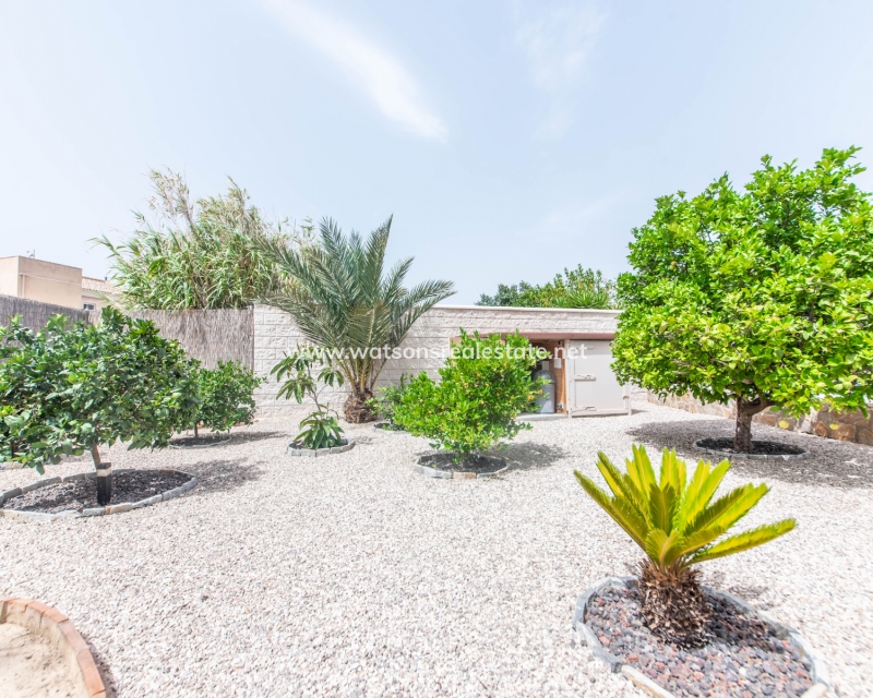 Resale - Detached - Urb. El Oasis - La Marina