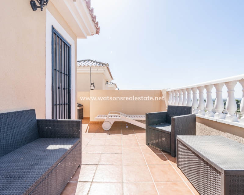 Resale - Detached - Urb. El Oasis - La Marina