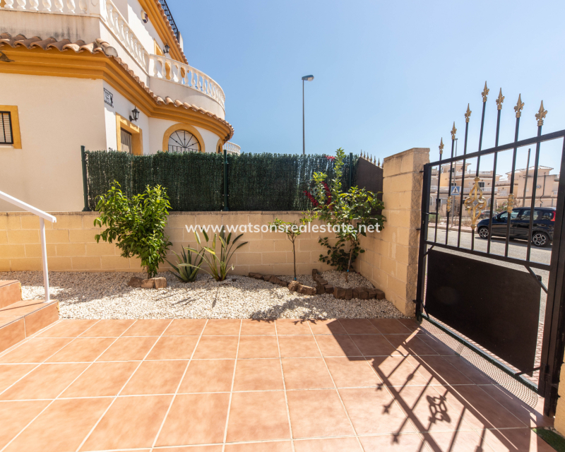 Resale - Detached - Urb. El Oasis - La Marina