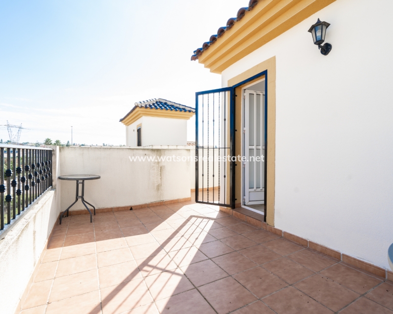 Resale - Detached - Urb. El Oasis - La Marina